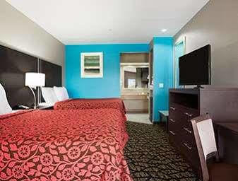 Days Inn & Suites By Wyndham Houston North-Spring Westfield Zewnętrze zdjęcie